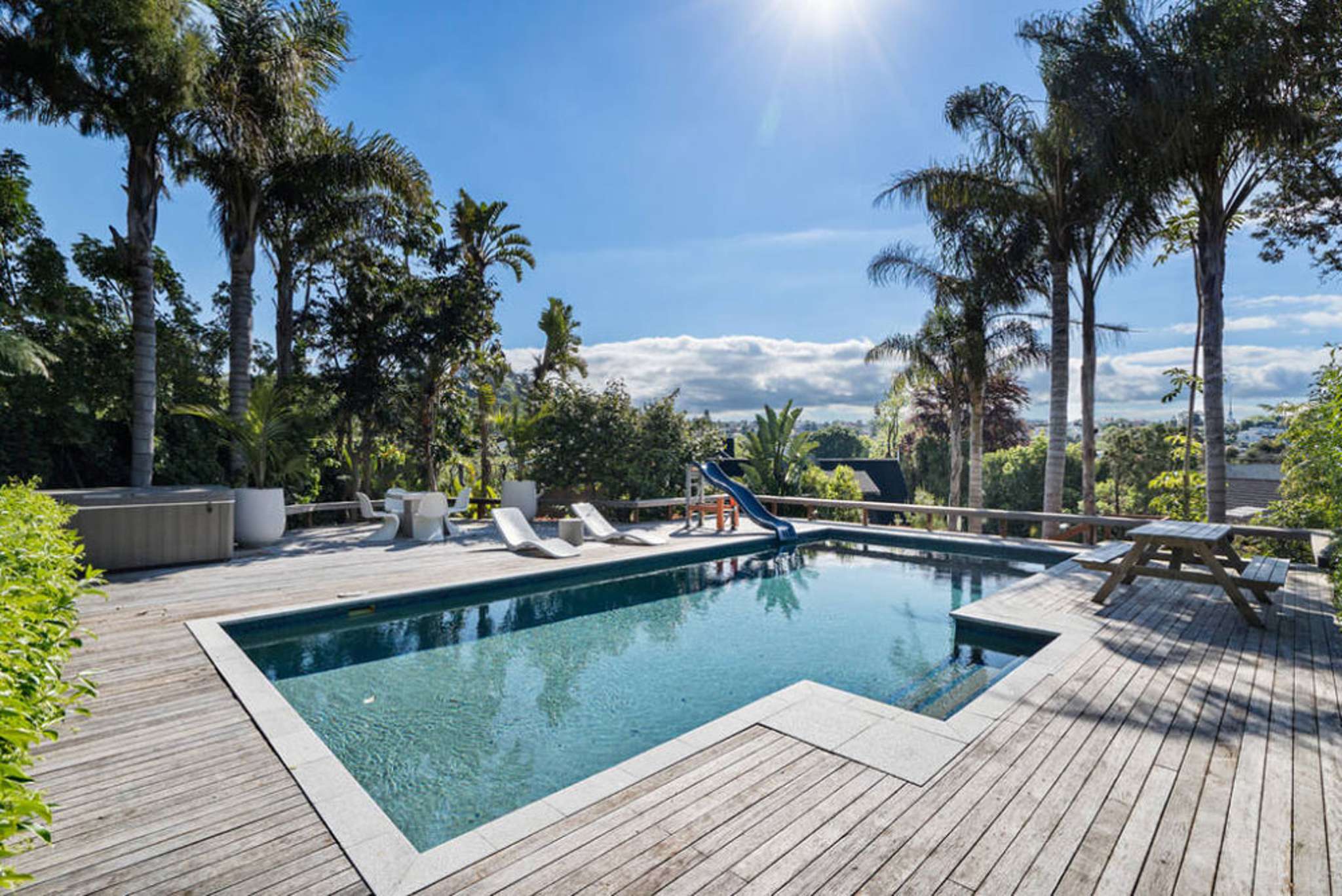 The pool with a view to a thrill