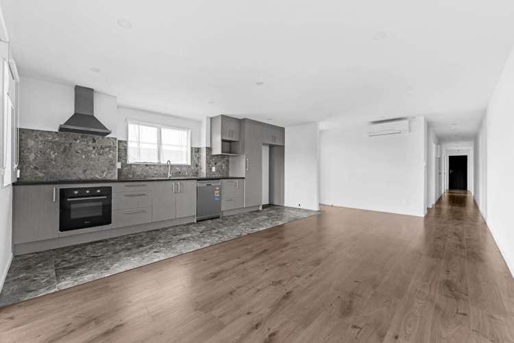 17b Tributary Parade Karaka_3