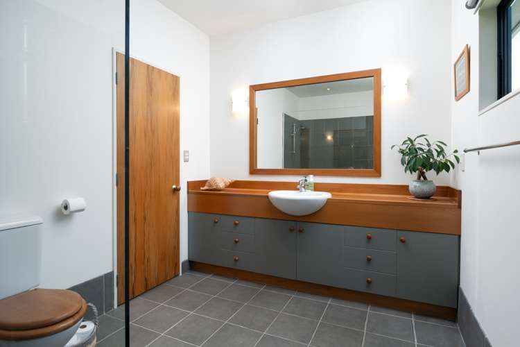 22 Tirimoana Terrace Anakiwa and Surrounds_8