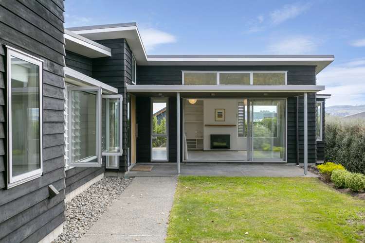 9 Facilita Avenue Wharewaka_17