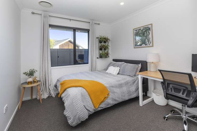 160 Southfield Drive Lincoln_13