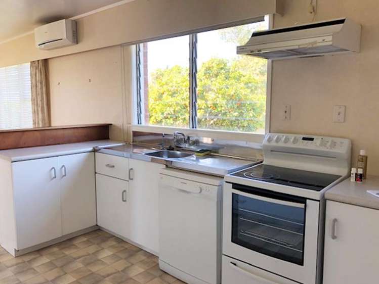 13 Mccall Place Opaheke_2