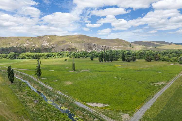 566 Pourerere Road Waipawa_16