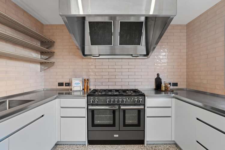22 Brisbane Street_5