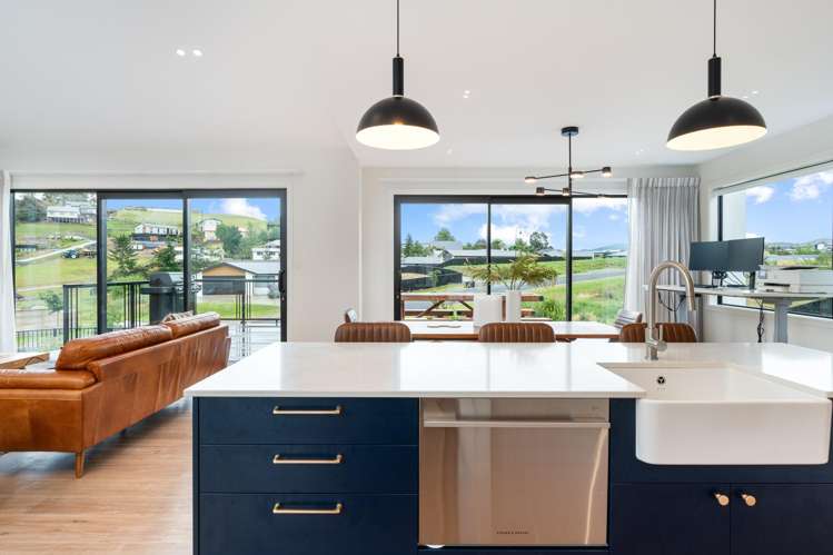 61 Heathfield Drive_4