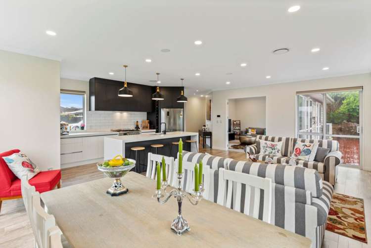 10 Fred White Drive Kumeu_2