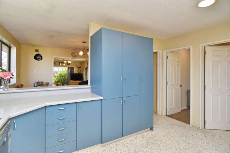 6 Westfield Avenue Templeton_12