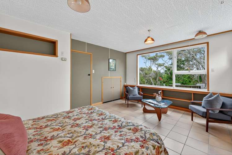 11 and 13 Puketaha Road Swanson_13