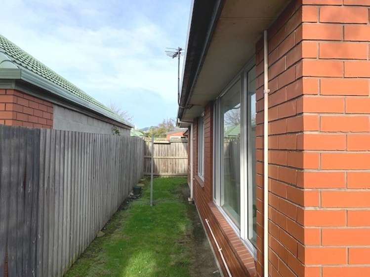 76 Disraeli Street 1380_7
