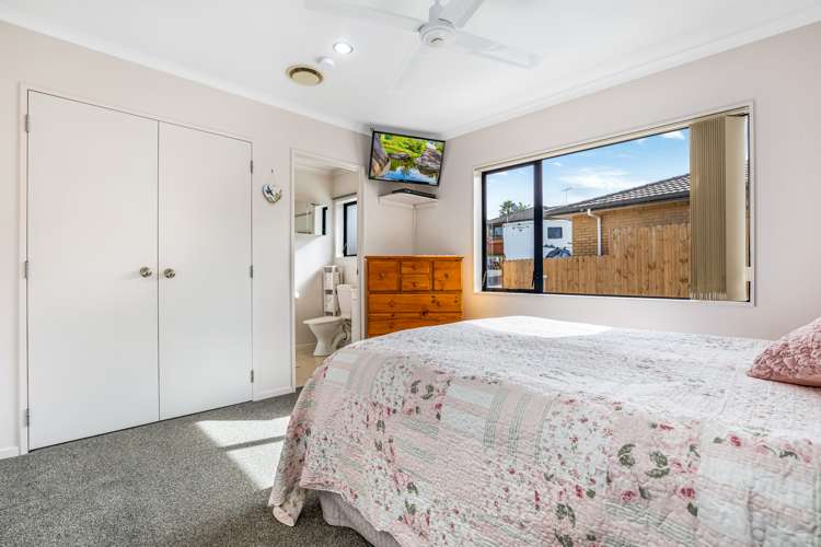 30A Saralee Drive Manurewa_8