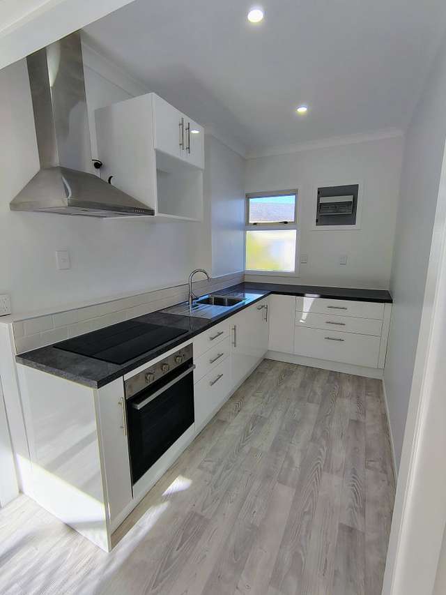 Pahurehure, renovated 2 bedroom unit