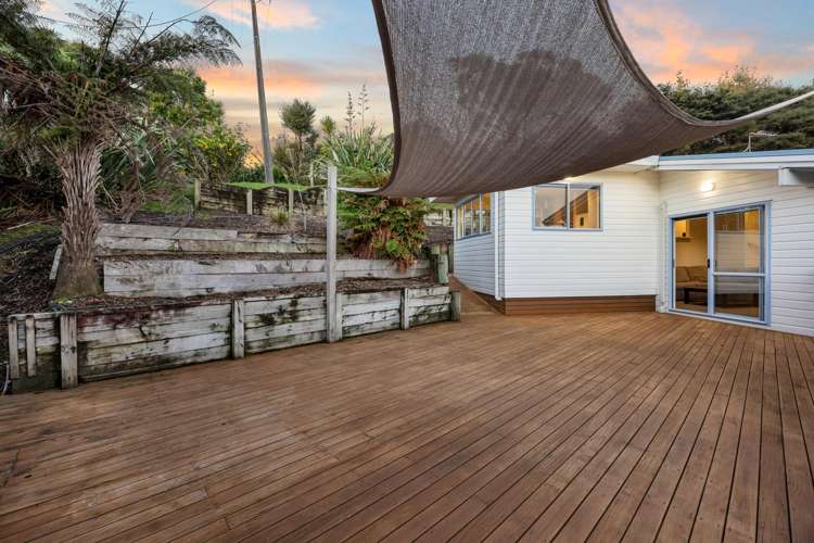 105 Waitakere Road Waitakere_38
