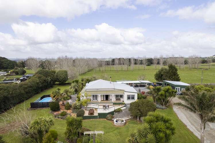 64 Tauraroa Road Maungakaramea_29