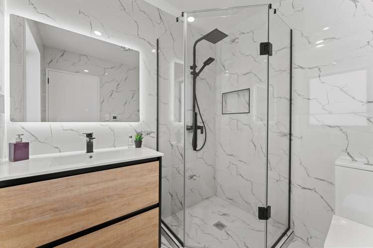 82 Charlestown Drive Flat Bush_32