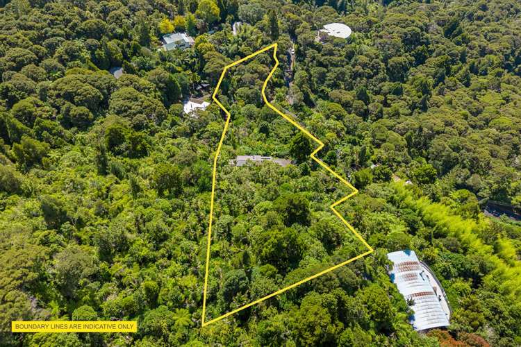 858 West Coast Road Waiatarua_28