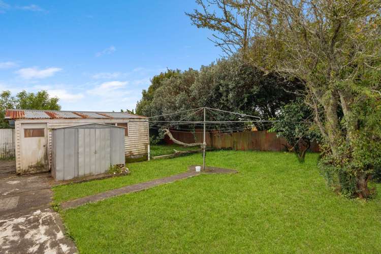 13 Wroughton Crescent Otara_15