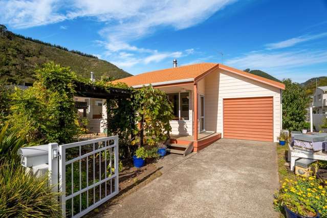 Easy Living on the City Fringe