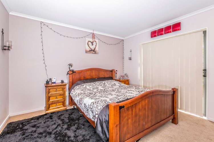 30 Kathleen Reece Place Waiuku_14