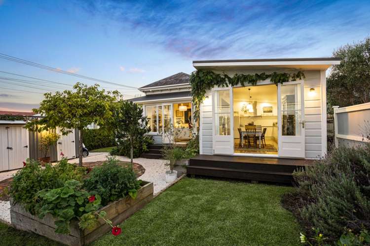 116 Victoria Road Devonport_7