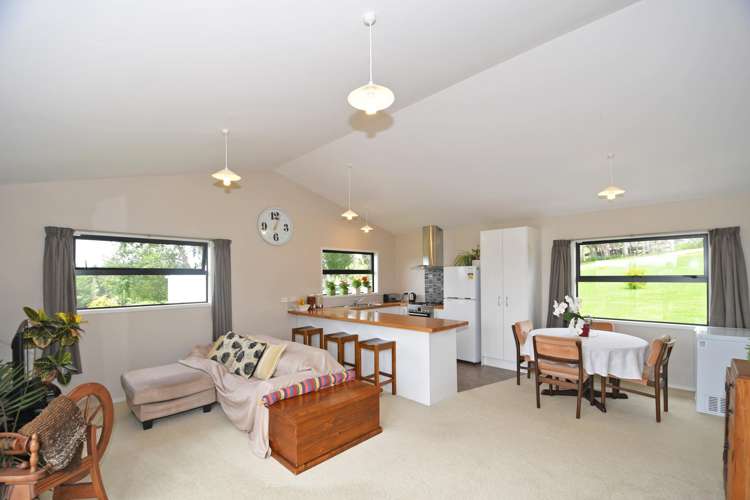 56 Wattle Lane Kaiwaka_1