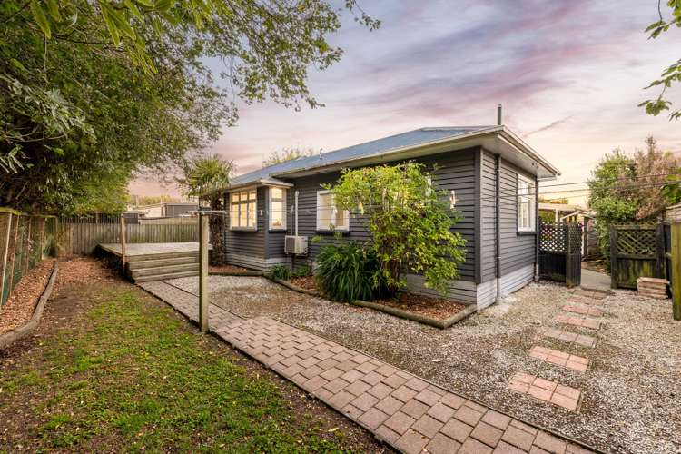 10 Steam Wharf Lane Woolston_17