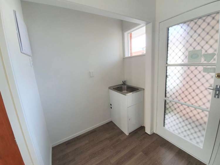 2/90 Victoria Street Onehunga_9