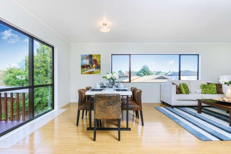 2/127 Moore Street Howick_7