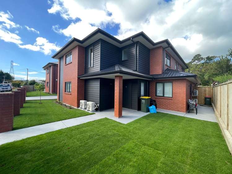 32 Southsea Crescent_0