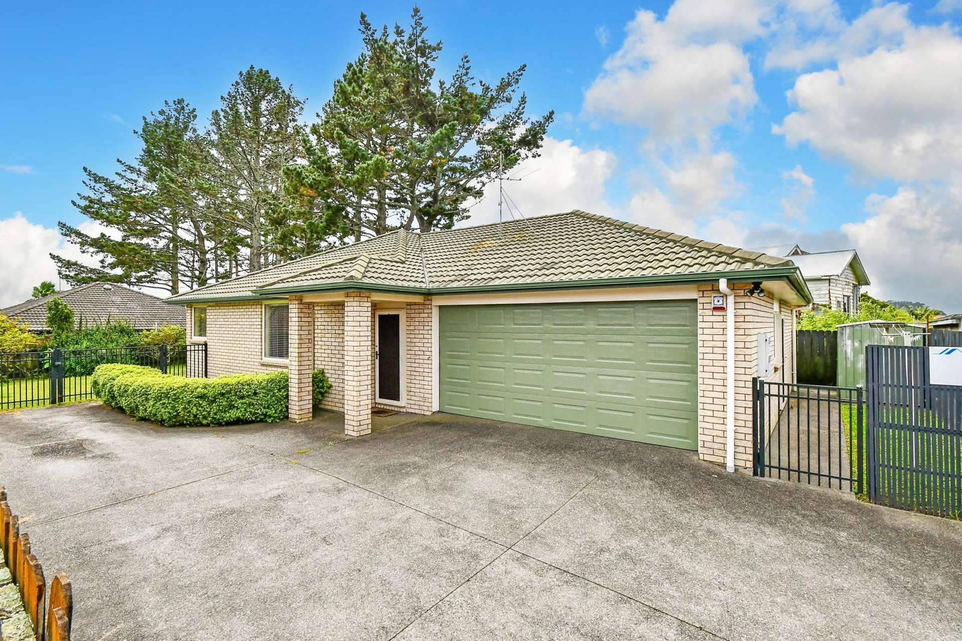 6 Richard Halse Drive The Gardens_0