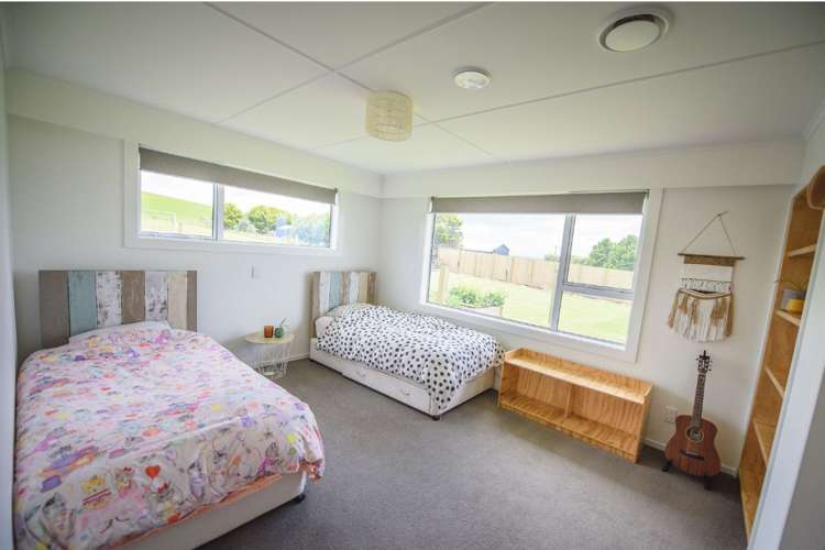 1302 Kaka Point Road Kaka Point_9