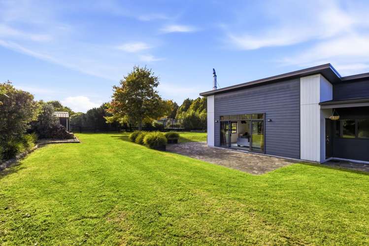 92 Lisland Drive Kinloch_16