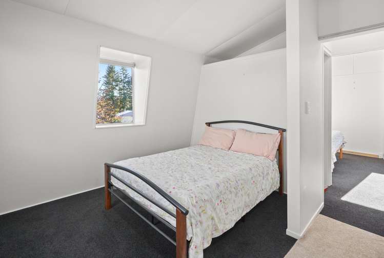 8 Chalet Crescent Hanmer Springs_13