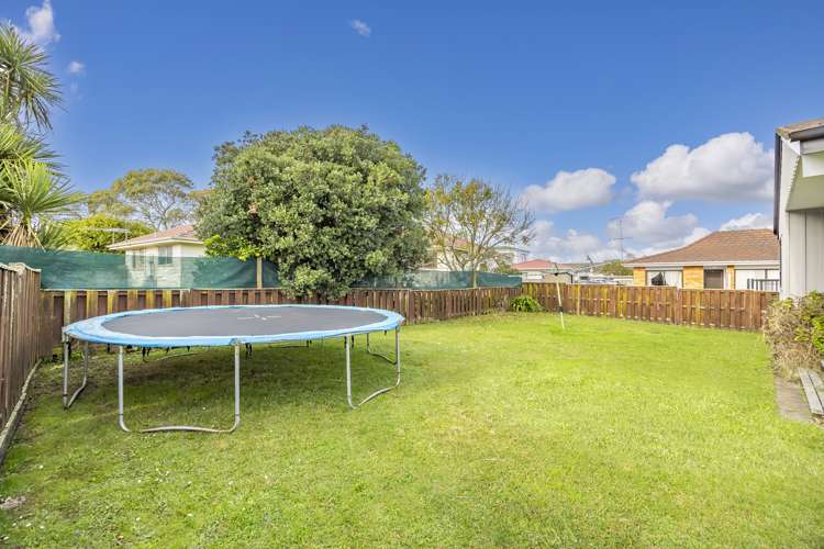 34 Aviemore Drive Highland Park_13