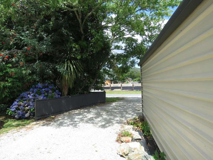 38 Munson Street Reefton_13