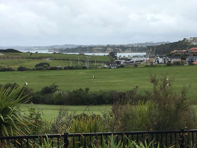 53 Cape Cod Drive Gulf Harbour_17