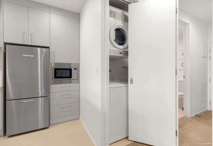 701/6 Waikumete Road Glen Eden_4