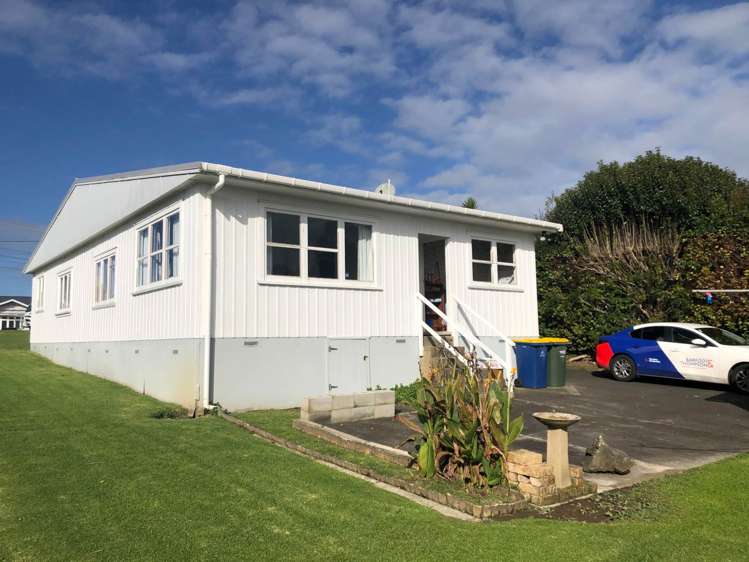 5 Pleasant Road Glen Eden_12