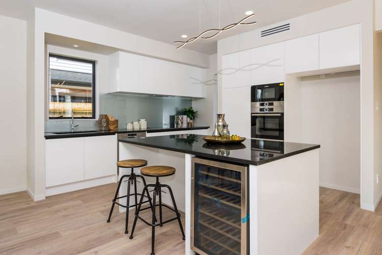 4 Highway View Lane Schnapper Rock_11