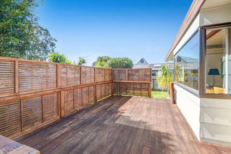 5b Melanie Place Orewa_24