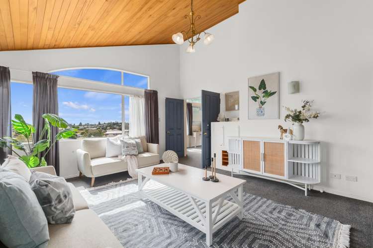 151 Carlton Street Bellevue_1