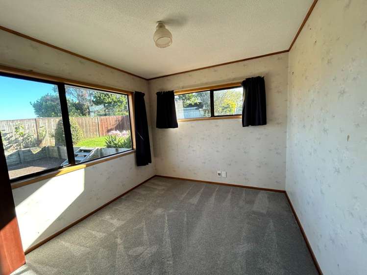 39 Kennedy Avenue Forrest Hill_6