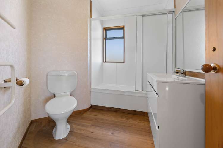 2/7 Fletcher Street Taupo_15