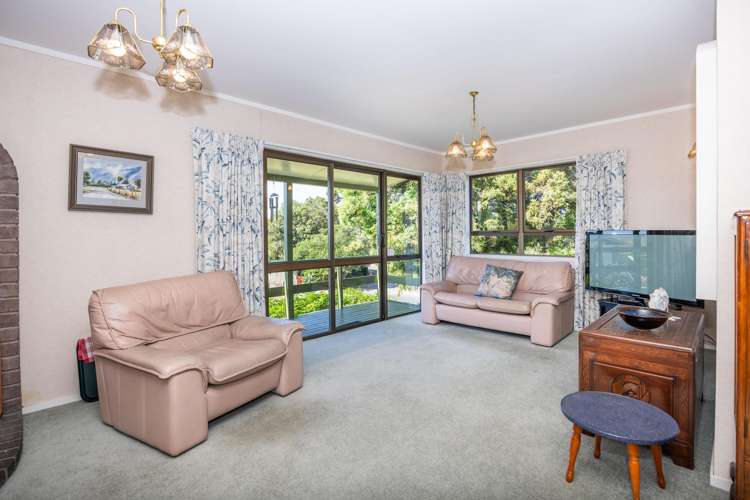 28 Gilbass Avenue Hamilton Lake_12