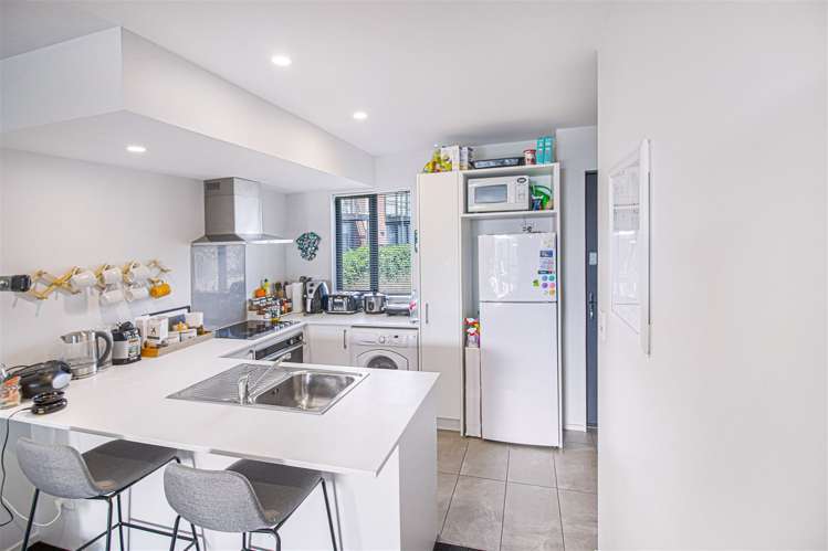 59/10 Buffon Street Waltham_7