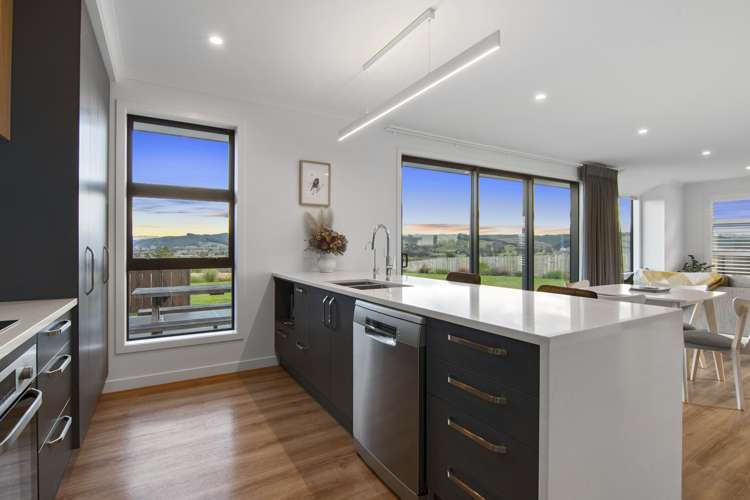 67 Katania Heights Brightwater_7