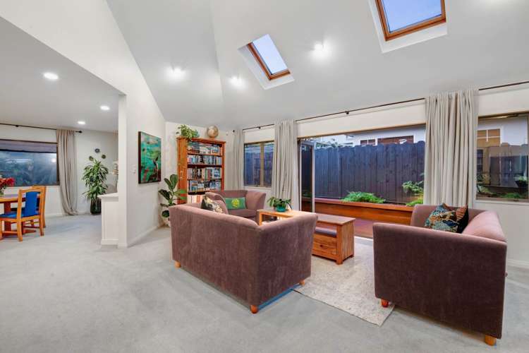 5 Kahala Place West Harbour_13