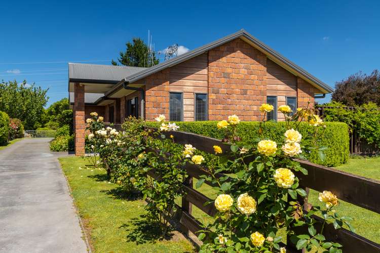 10 De La Mare Drive Leamington_0