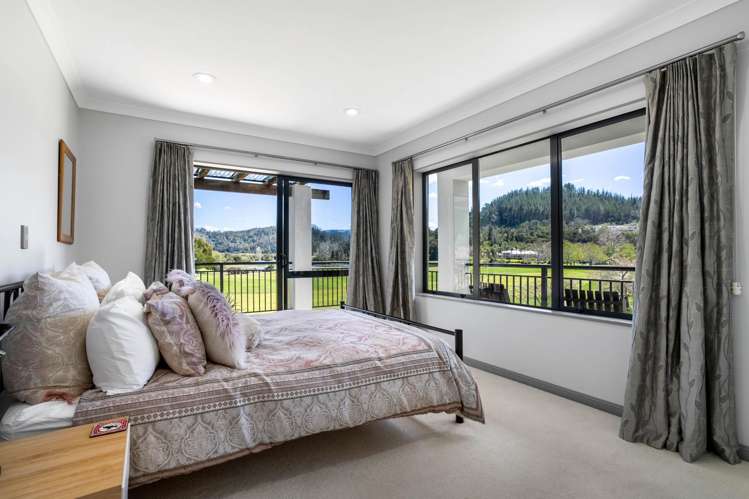 124 Augusta Drive Pauanui_17
