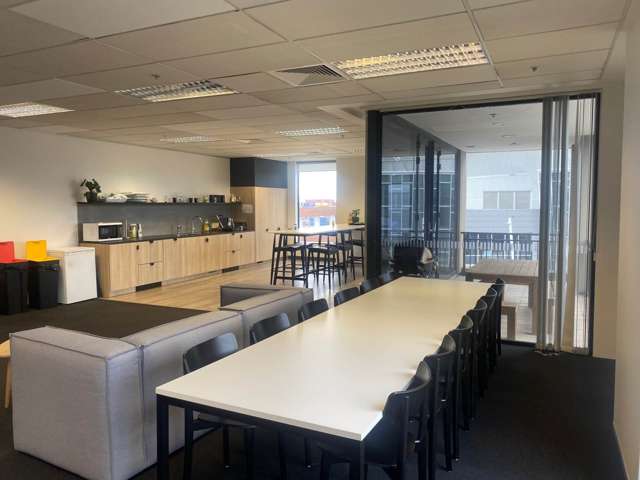 Level 4/32 Mahuhu Crescent City Centre_2