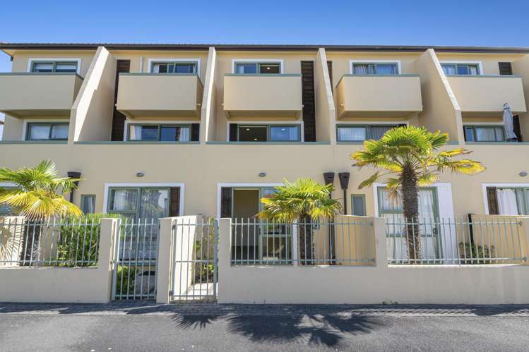 9/595 Laurie Southwick Parade Gulf Harbour_13